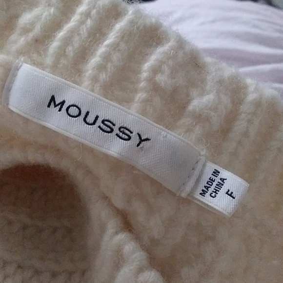Moussy ribbon sweater beige chunky knit ripped - Picture 2 of 13